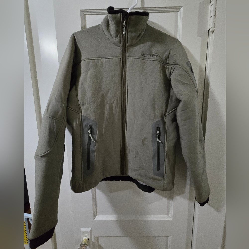GUC Arc'teryx Women's Jacket, Size 8-10
